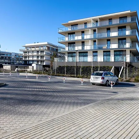 Happy Day Bridge & Epapartamenty 아파트 Dziwnów